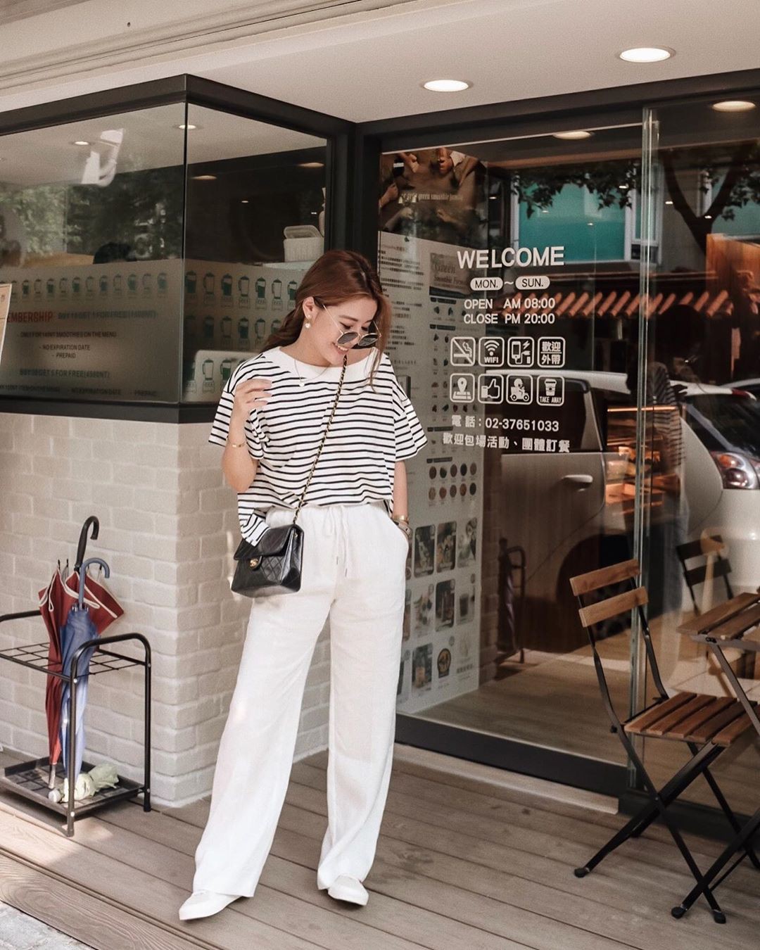 Diện quần ống rộng, bạn cứ mix với 4 kiểu áo sau là chắc cốp đẹp và sành điệu-15