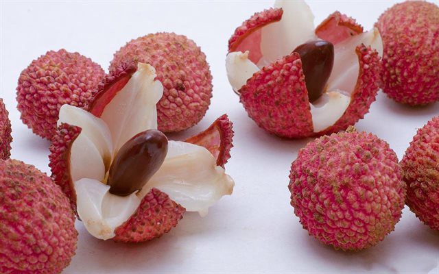 Chuyên gia Đông y tiết lộ: Bộ phận vốn là bảo bối trong quả vải, chữa được bệnh nhưng chúng ta toàn vứt đi-4