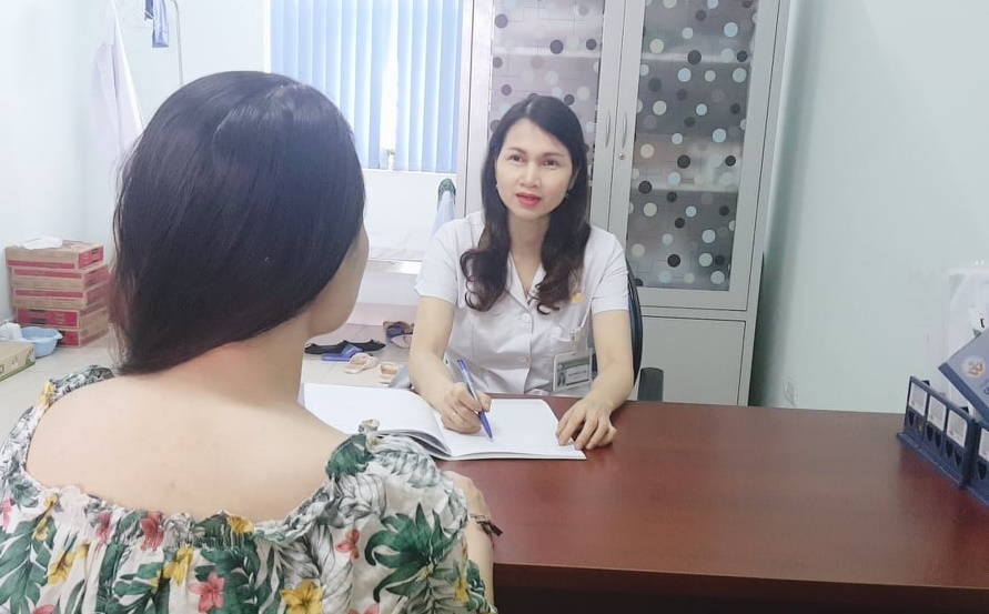 Hot girl nhà giàu nằng nặc đòi chuyển giới, lấy nữ bác sĩ tâm thần-3