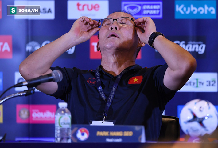Hãy để cho HLV Park Hang Seo thở-2