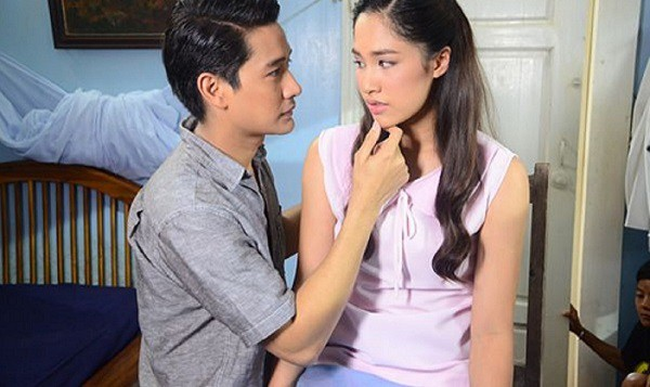 Nhìn con dâu vật vã đau khổ vì chồng cặp bồ, mẹ chồng không thương còn trách ích kỉ, con dâu tức mình hỏi lại đúng 1 câu bà im bặt-1