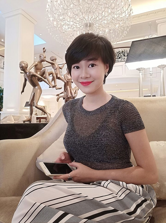 Tình địch của Thu Quỳnh Về nhà đi con hóa ra ngoài đời là Hoa hậu đại gia-11