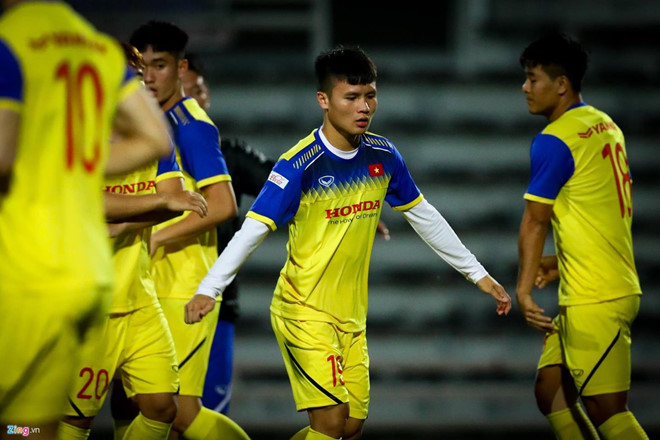 Công Phượng đá hỏng phạt đền, CĐV bật khóc khi Việt Nam bỏ lỡ chức vô địch Kings Cup trên đất Thái Lan-43