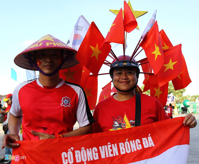 Công Phượng đá hỏng phạt đền, CĐV bật khóc khi Việt Nam bỏ lỡ chức vô địch Kings Cup trên đất Thái Lan-35