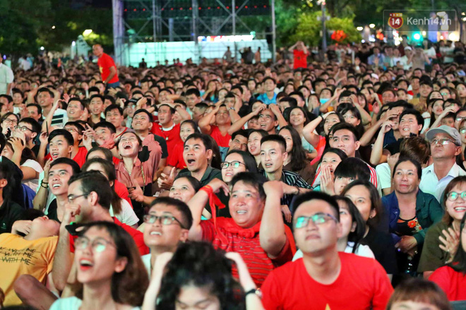 Công Phượng đá hỏng phạt đền, CĐV bật khóc khi Việt Nam bỏ lỡ chức vô địch Kings Cup trên đất Thái Lan-16