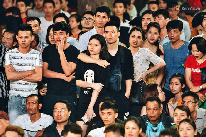 Công Phượng đá hỏng phạt đền, CĐV bật khóc khi Việt Nam bỏ lỡ chức vô địch Kings Cup trên đất Thái Lan-13