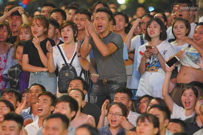 Công Phượng đá hỏng phạt đền, CĐV bật khóc khi Việt Nam bỏ lỡ chức vô địch Kings Cup trên đất Thái Lan-7