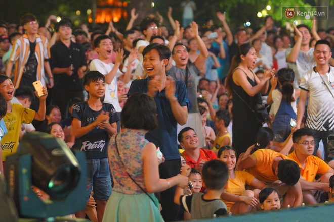 Công Phượng đá hỏng phạt đền, CĐV bật khóc khi Việt Nam bỏ lỡ chức vô địch Kings Cup trên đất Thái Lan-6