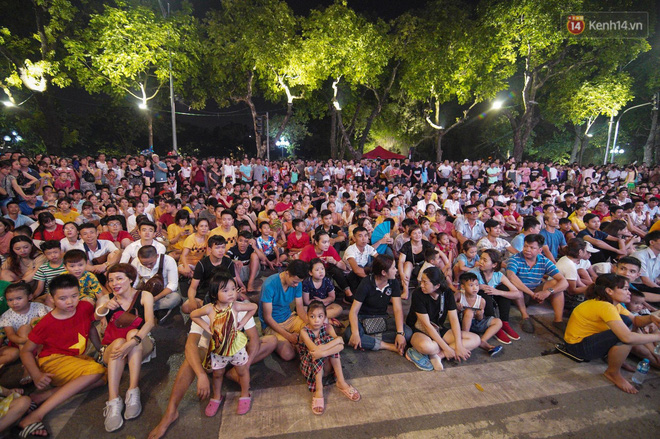 Công Phượng đá hỏng phạt đền, CĐV bật khóc khi Việt Nam bỏ lỡ chức vô địch Kings Cup trên đất Thái Lan-1