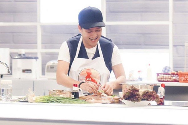 Nhã Phương bị Trường Giang bóc mẽ là giống Hari Won ở điểm này-1