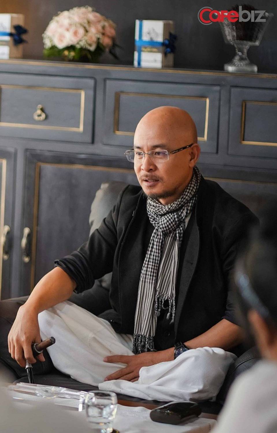 Giữa bão tố tụng hậu ly hôn, ông Đặng Lê Nguyên Vũ nhắn nhủ đàn em: Đàn ông tính làm chuyện lớn, đừng bao giờ lấy vợ giống Qua”-7