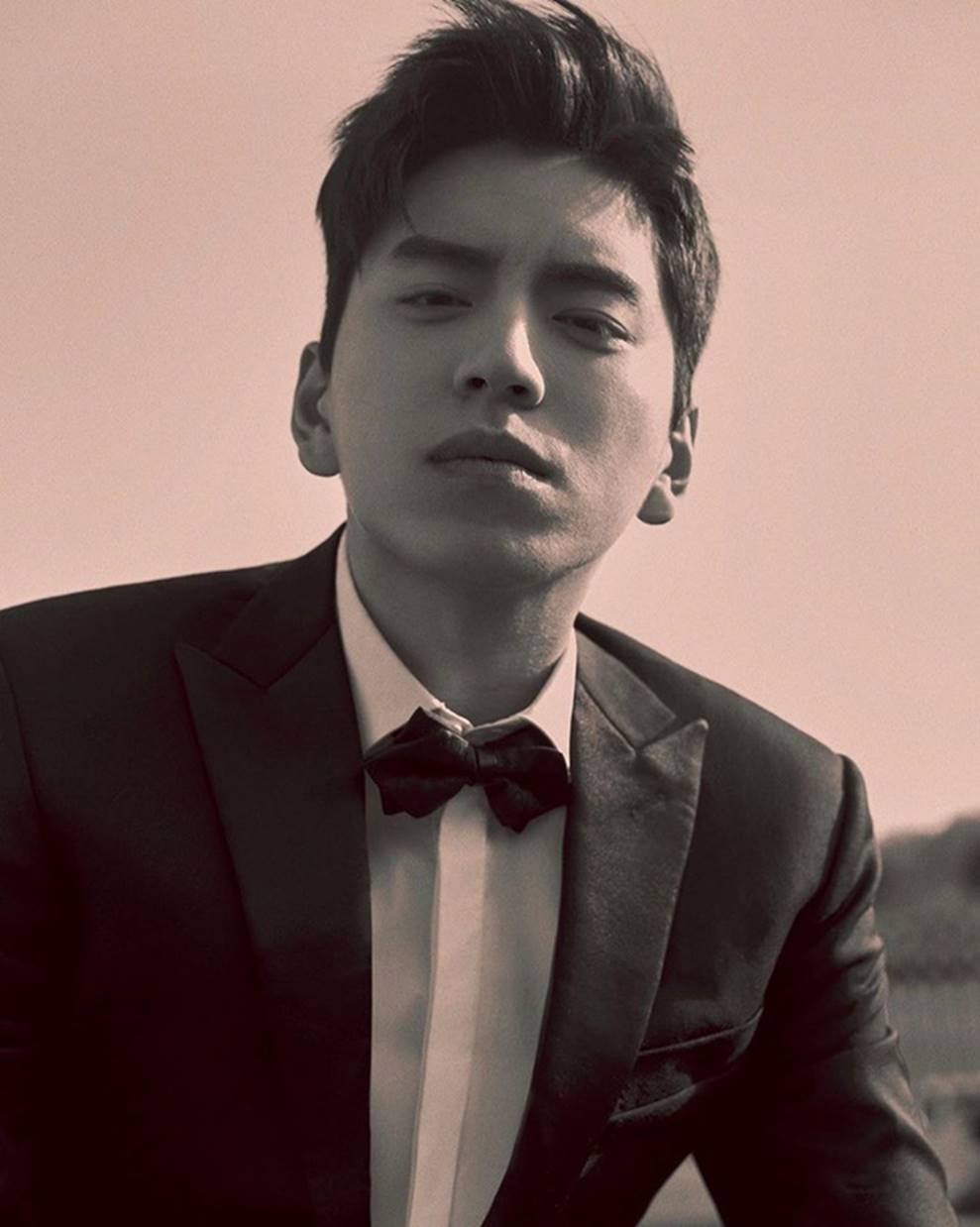 Xuất hiện thầy giáo dạy Hóa đẹp tựa nam thần khiến dân mạng phát cuồng, biết danh tính thật còn shock hơn vạn lần-14