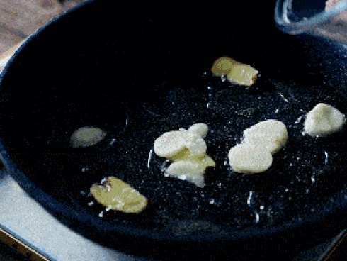 Khi nấu ăn không chú ý đến điểm này sẽ khiến bạn dễ mắc bệnh béo phì và xấu xí-1