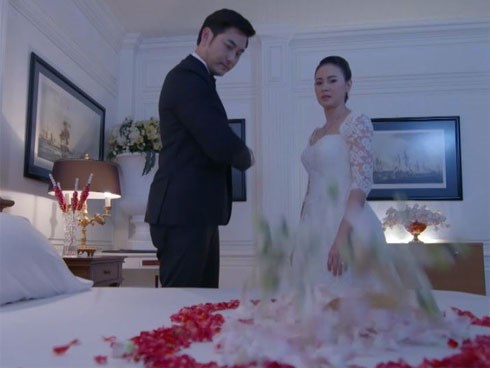 Miễn cưỡng lấy người đáng tuổi chú để trừ nợ 500 triệu ai ngờ đêm tân hôn mới chết sững với màn 