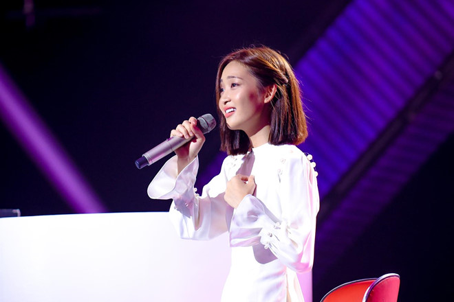 Khán giả bất bình tố The Voice lừa đảo, giám khảo thiên vị hot girl-3