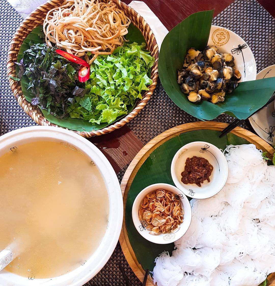 Nắng nóng đỉnh điểm, dân công sở chưa biết ăn gì sao không thử mấy món nghe tên là thấy mát của Hà Nội này?-1