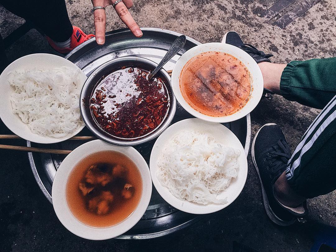 Nắng nóng đỉnh điểm, dân công sở chưa biết ăn gì sao không thử mấy món nghe tên là thấy mát của Hà Nội này?-8