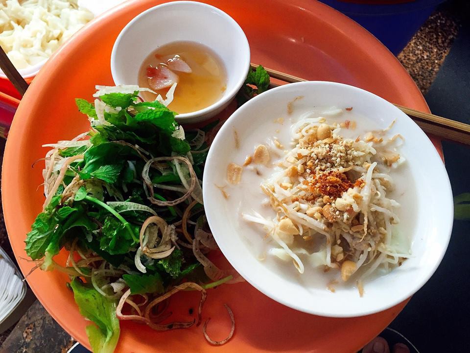 Nắng nóng đỉnh điểm, dân công sở chưa biết ăn gì sao không thử mấy món nghe tên là thấy mát của Hà Nội này?-18