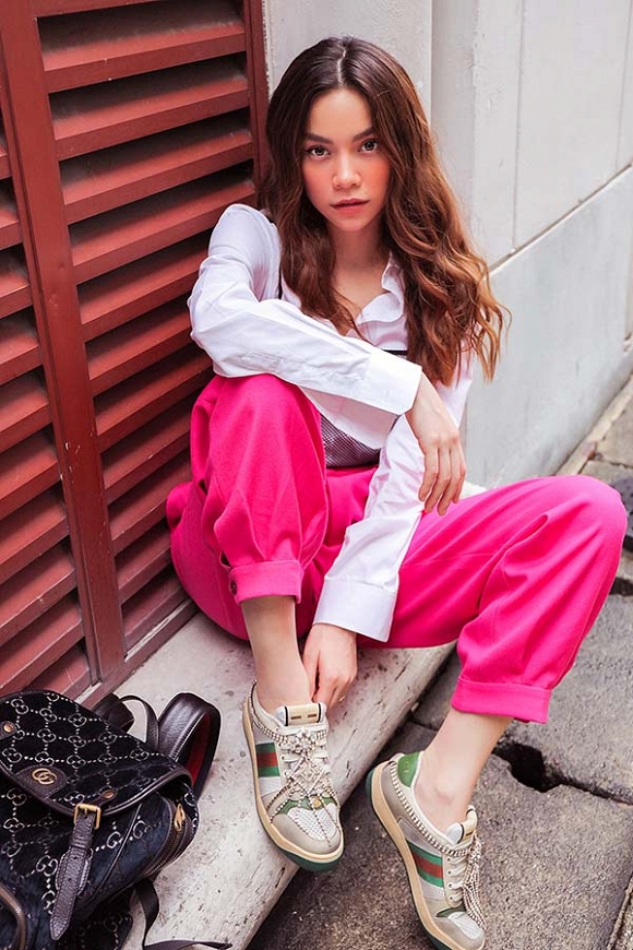 Hồ Ngọc Hà khoe street style trẻ trung trong chuyến công tác tại Singapore-2