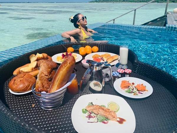 Ốc Thanh Vân mặc bikini tạo dáng yoga gây sốt-1