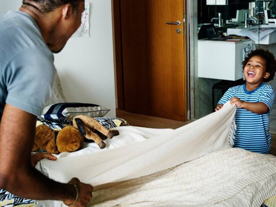 Khoa học chứng minh: Cha mẹ của những đứa trẻ thành công đều có 10 đặc điểm chung này, muốn con hay mình phải giỏi!-1