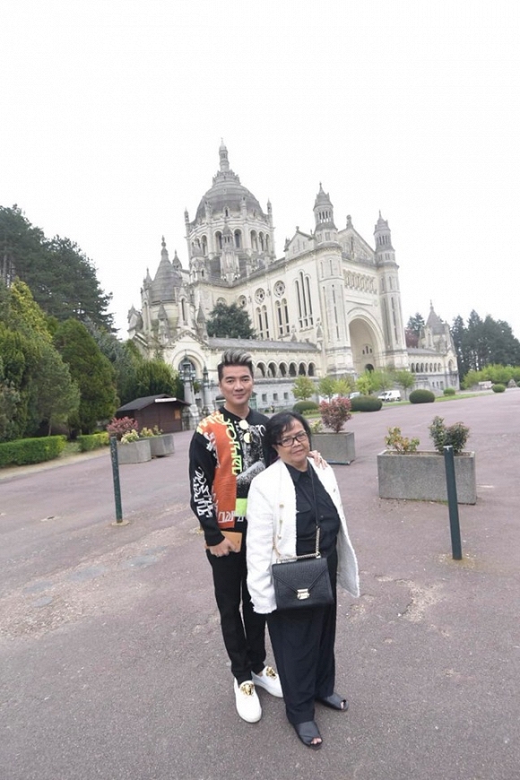 Đàm Vĩnh Hưng bất giác lắng lòng tự hỏi mẹ đã bao giờ hạnh phúc chưa?-3