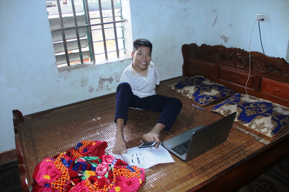 Kỳ tích của chàng sinh viên chim cánh cụt”-1