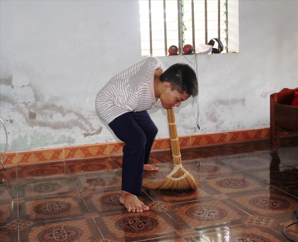 Kỳ tích của chàng sinh viên chim cánh cụt”-6