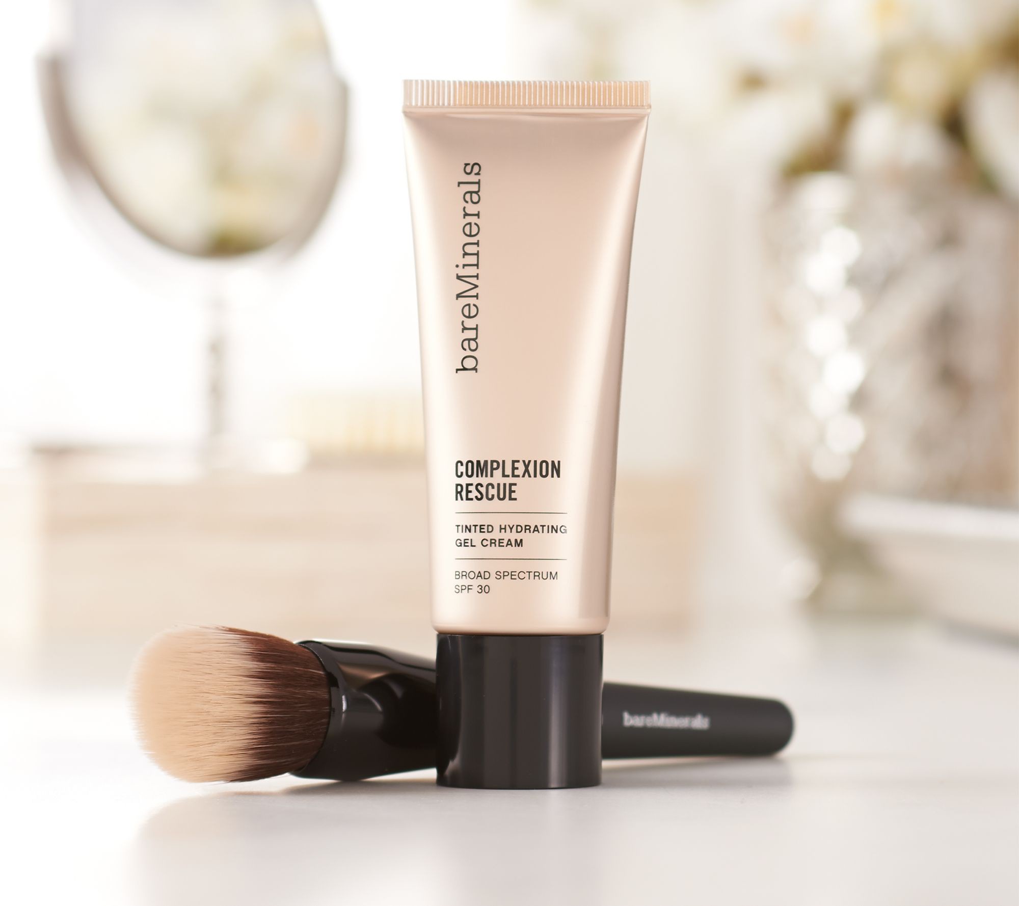 9 lọ kem nền chống nắng tuyệt đỉnh, kiêm cả cấp ẩm giúp bạn rút gọn tối đa các bước tô trét mỗi sáng-6