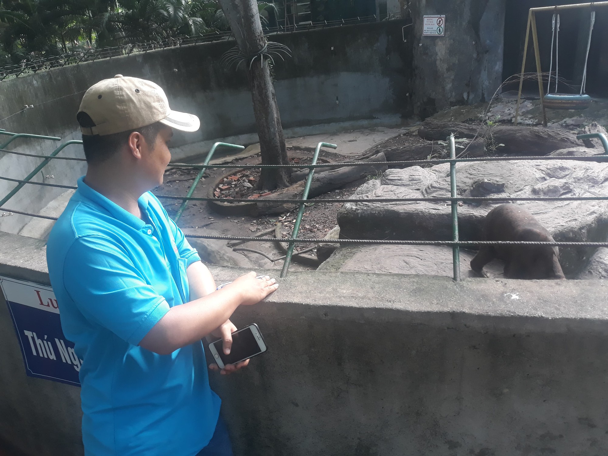 Xuất hiện đoạn clip tố Thảo Cầm Viên bỏ đói gấu đến gầy trơ xương, phải xin ăn khách tham quan: Sự thật là gì?-7