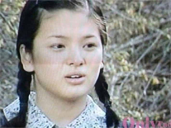 Song Hye Kyo tiết lộ bí quyết giảm cân ngoạn mục với công thức uống 3 lít nước chanh pha loãng mỗi ngày-2