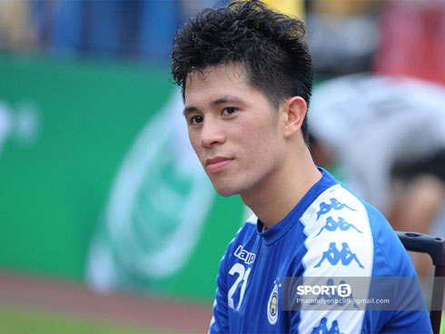 Đình Trọng sẽ sang Singapore điều trị chấn thương dây chằng-1