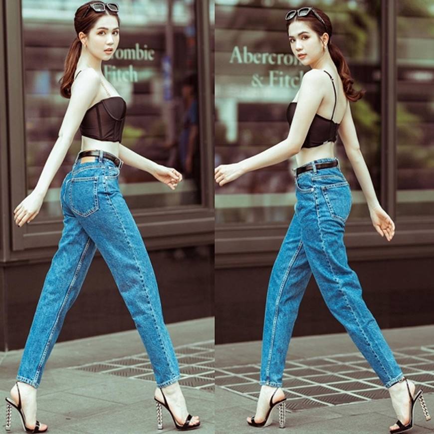 Ngọc Trinh lại diện áo bra khoe đường cong gợi cảm trên đường phố Singapore-1