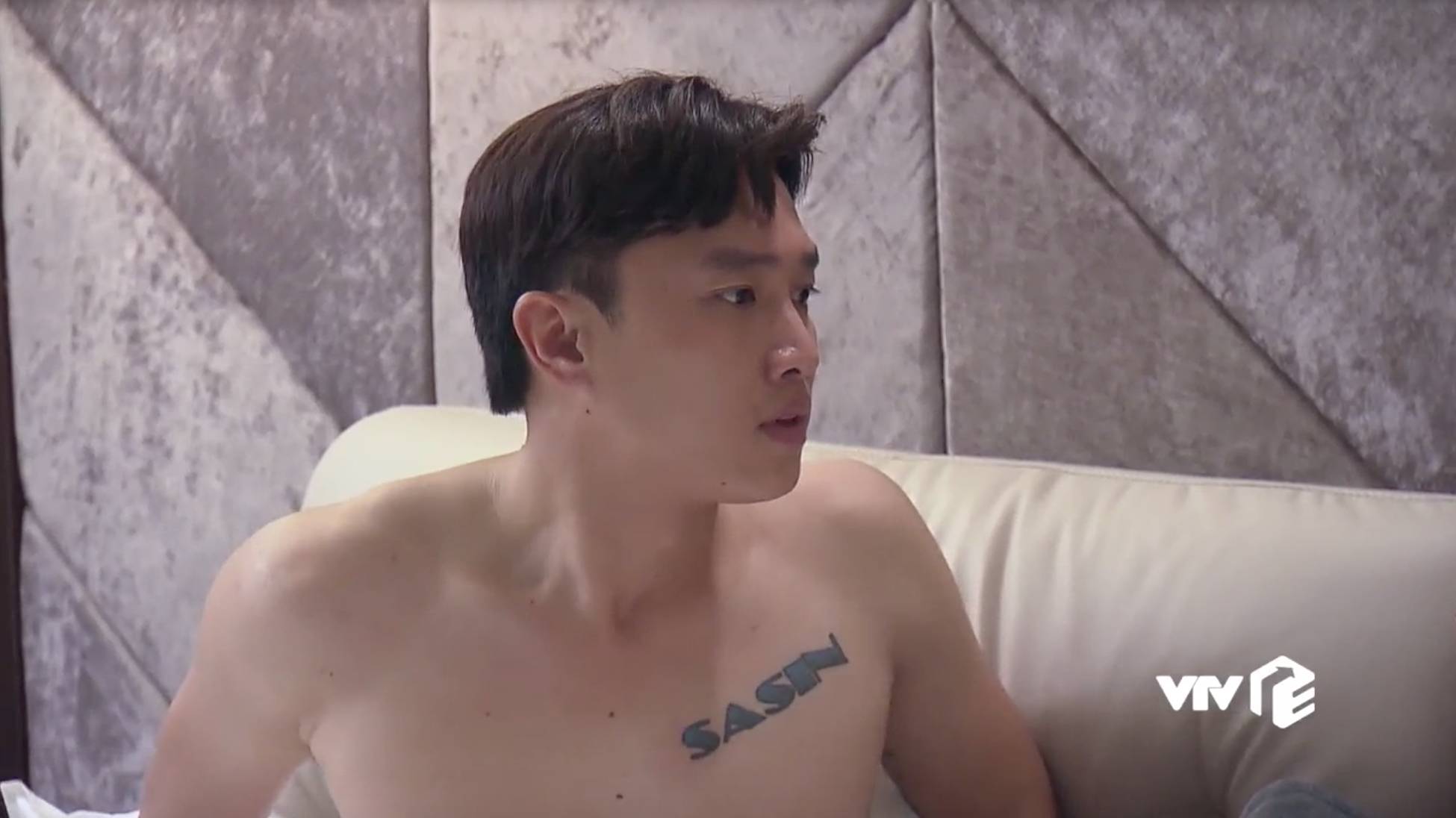 Về nhà đi con tập 42: Thư gây náo loạn với màn đánh ghen ngược Vũ, bắt gian ngay tại giường-3