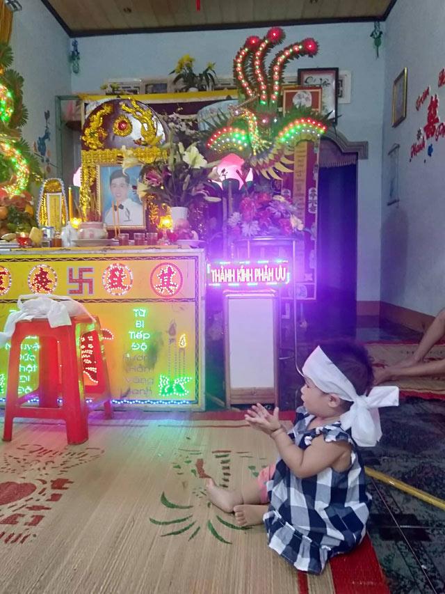 CSGT gây tai nạn chết người: Dòng chữ mừng cưới còn nguyên trên tường nhà, tang thương đã ập tới-2