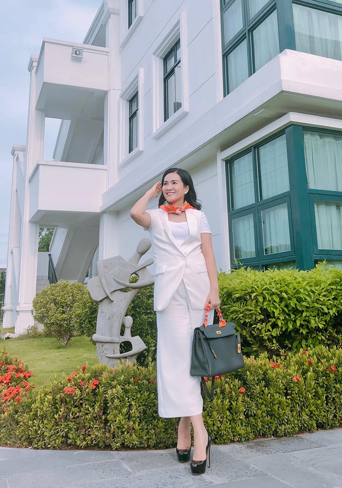 Vừa chia sẻ sâu sắc về cuộc ly hôn ngàn tỷ của vợ chồng vua cà phê, bà xã Bình Minh lại khiến nhiều người xót xa khi nói lời này-3