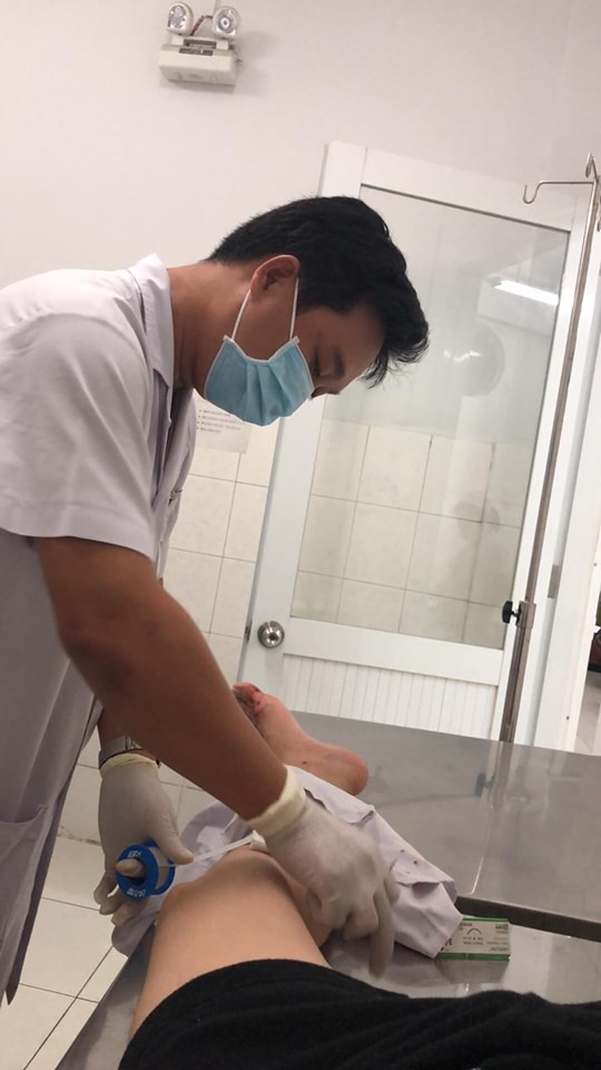 Bạn thân Trấn Thành - Anh Đức bị tai nạn trong nhà tắm, nhưng đáng chú ý là bình luận của Lê Dương Bảo Lâm-2