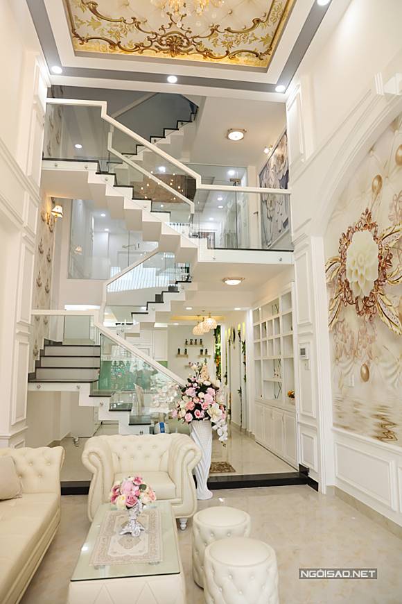 Vũ Hoàng Việt sau khi chia tay tỷ phú già U60: Kiếm hàng trăm triệu một tháng, mua nhà 10 tỷ-3