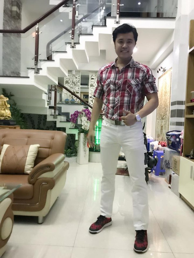 Vũ Hoàng Việt sau khi chia tay tỷ phú già U60: Kiếm hàng trăm triệu một tháng, mua nhà 10 tỷ-5