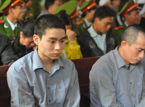 Sau 8 năm, bố sát thủ Lê Văn Luyện trải lòng về chuỗi ngày tăm tối và những dòng thư xúc động gửi cán bộ trại giam-3