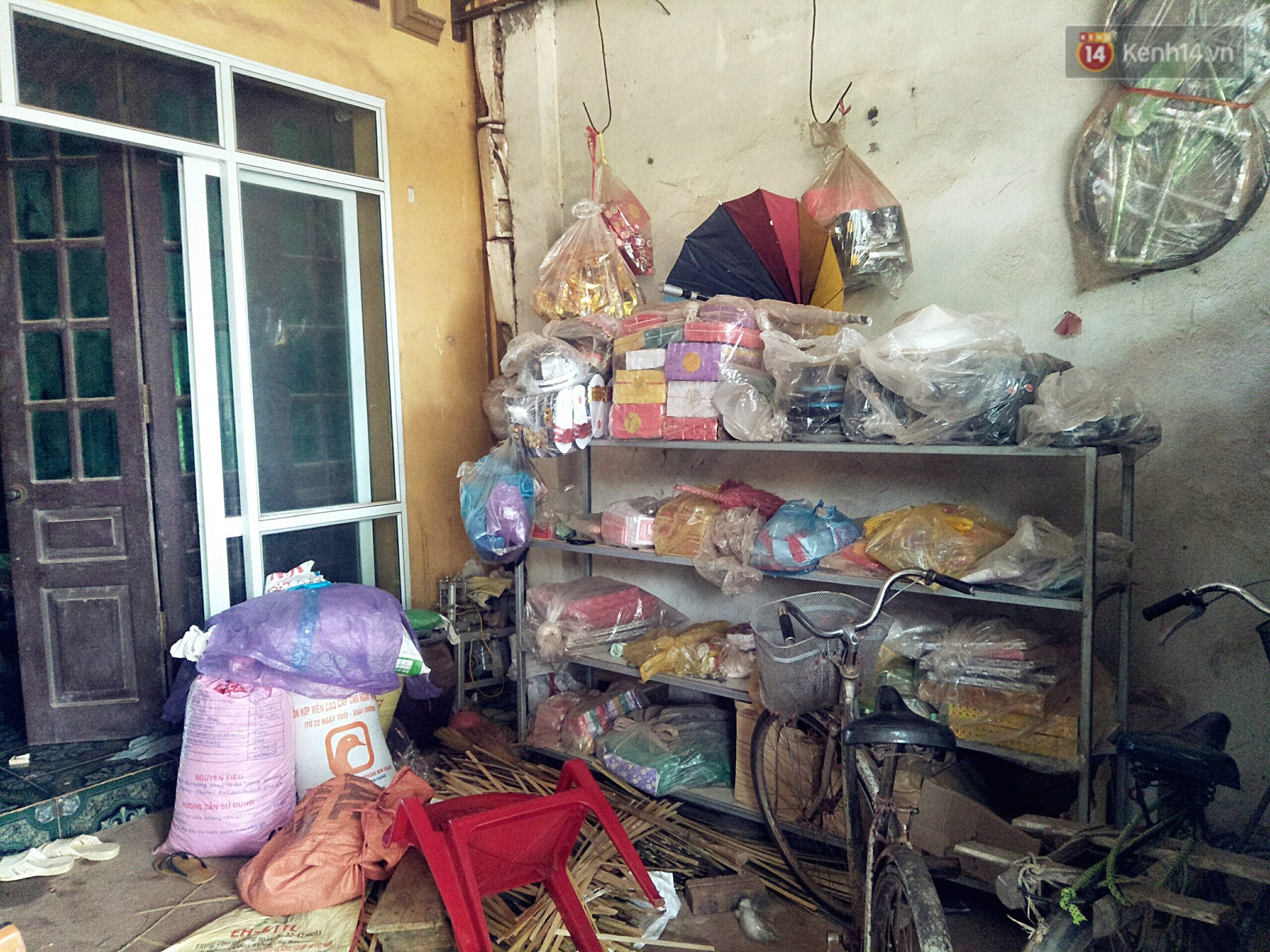 Sau 8 năm, bố sát thủ Lê Văn Luyện trải lòng về chuỗi ngày tăm tối và những dòng thư xúc động gửi cán bộ trại giam-6