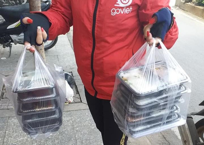 Đặt hàng rồi bom, nhẫn tâm mua vui bằng nước mắt shipper-4