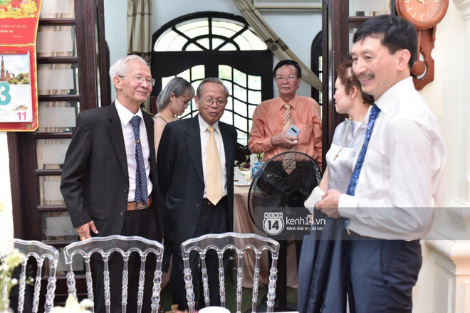 MC Phương Mai diện Áo dài đỏ, rạng rỡ trong lễ ăn hỏi với ông xã người Ba Lan-4