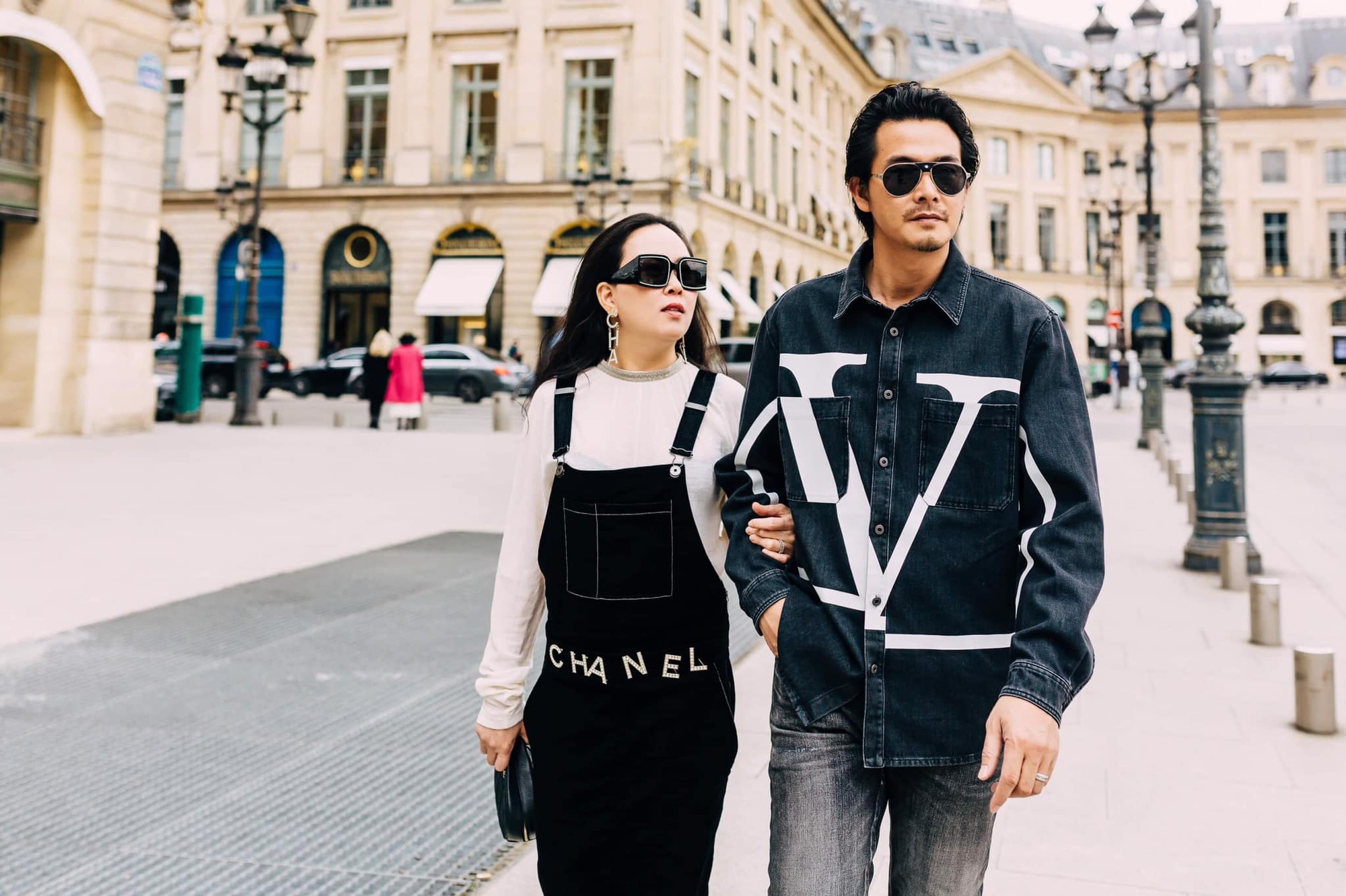 Bị chụp lén, Quách Ngọc Ngoan - Phượng Chanel lộ vẻ ngoài xuề xòa khác hẳn hình ảnh sang chảnh thường thấy-3