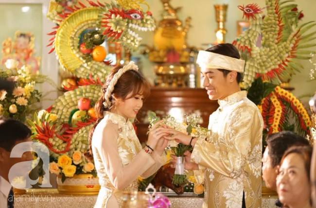 Hot youtuber Cris Phan chính thức lên xe hoa, nhìn lại chuyện tình siêu dị trước khi có đám cưới siêu to, siêu khổng lồ hôm nay thế này-12