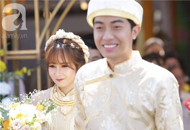 Hot youtuber Cris Phan chính thức lên xe hoa, nhìn lại chuyện tình siêu dị trước khi có đám cưới siêu to, siêu khổng lồ hôm nay thế này-14