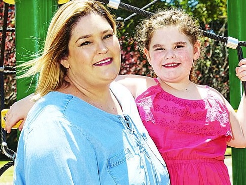 Người phụ nữ Hà Nội 53 tuổi, mãn kinh 8 năm vẫn sinh con-2