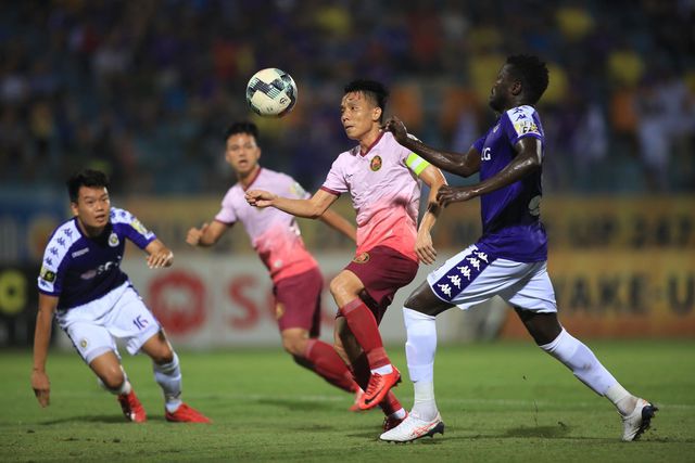 Đỗ Hùng Dũng lập công, CLB Hà Nội thắng dễ Sài Gòn FC-1