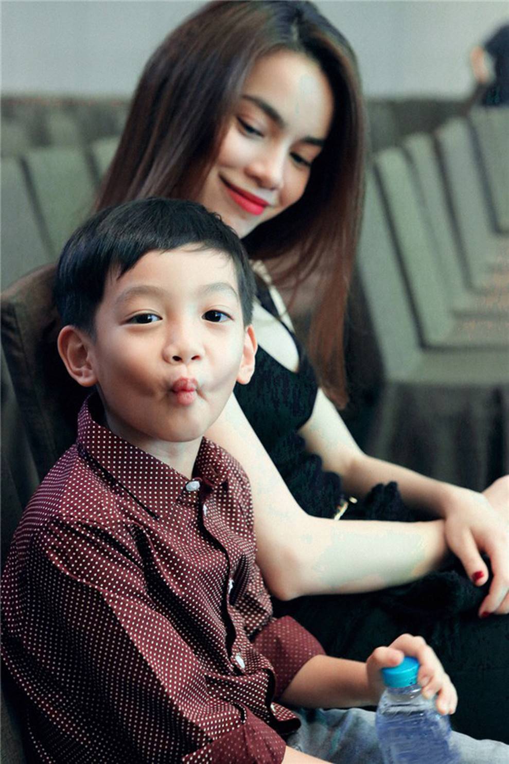 Cuộc sống sung sướng của các nhóc tỳ sao Việt: Đứa học trường Quốc tế học phí hàng trăm triệu, đứa từ bé đã thạo 6 thứ tiếng-2