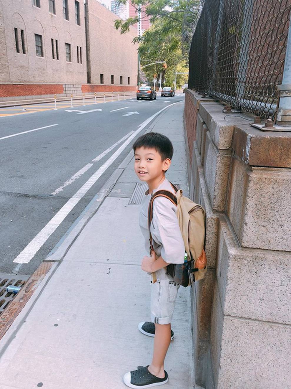 Cuộc sống sung sướng của các nhóc tỳ sao Việt: Đứa học trường Quốc tế học phí hàng trăm triệu, đứa từ bé đã thạo 6 thứ tiếng-5